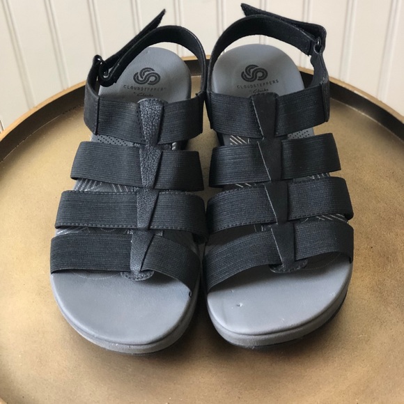 clarks arla shaylie sandals